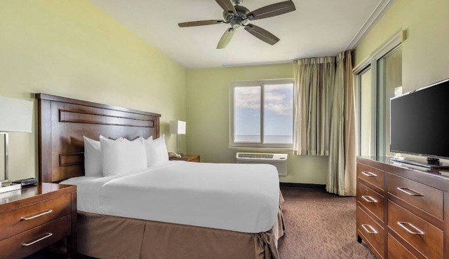 HGVC Point At Poipu 2 Bed 2 Bath Unit in Koloa