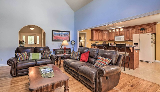 Idyllic Hawkinsville Retreat: Large Fire Pit! in Hawkinsville