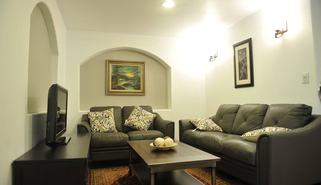 independentbasement owner and family lives upstair ,comfortable and clean in Denver