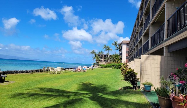 Kaleialoha Condo's in Lahaina