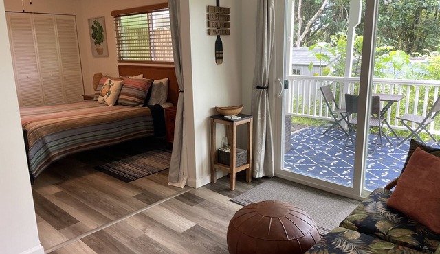 Kaloli Point retreat 3 blocks from the ocean and minutes to Shipman Beach trail!