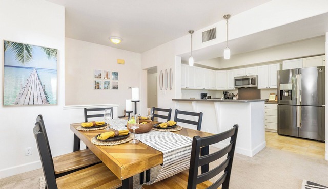 Ko Olina Kai Getaway Gated Condo Near Beach w/Pool & Parking