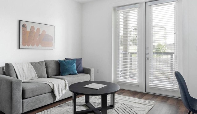Landing | Modern 1BD, Clubhouse, Pool in Bee Cave