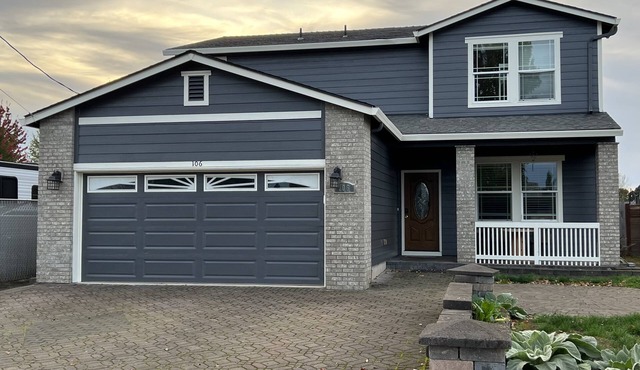 Large Independence House for Families & Groups in Independence