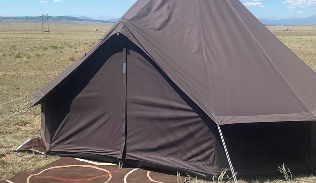 Large Yurt Tent w Views, Firepit & Easy Access To Reservoir in Hartsel