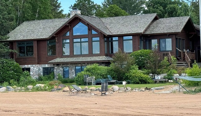 Leech Lake - Beach campfire sunsets and Prime Fishing and Swimming Getaway in Walker