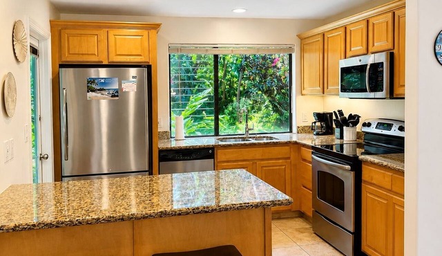 Lush Wailea Ground Floor Condo Tropical Oasis Four Pools Keawakapu Beach in Wailea