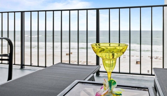 Luxury Beach Front Condo in Panama City Beach
