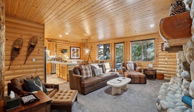 Luxury Upper Deer Valley - Great For Families! Walk To DV Slopes! in Park City