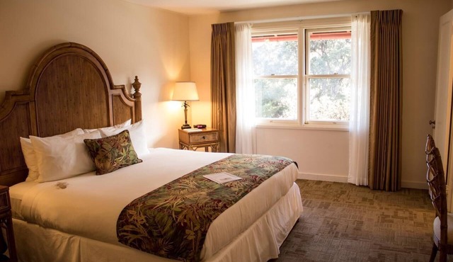 Making The Best Memories Along The Way! Three Comfy Units, Free Parking!