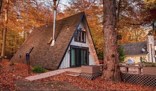 Maple Haven, A-frame cabin, Beach Access in Glenn