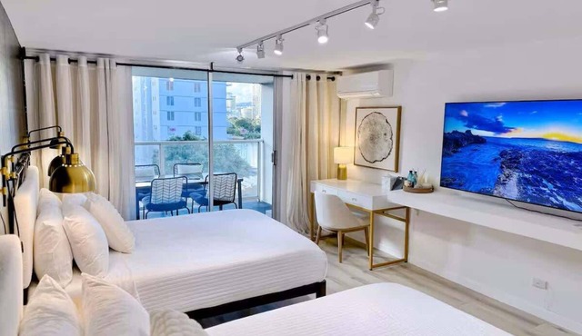 @ Marbella Lane- Trendy Waikiki Oasis Near Beach