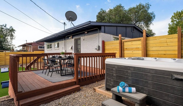 Mini Golf Fire Pit Hot Tub, Game House for 14 in Arvada
