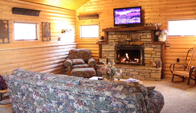 Mississippi Riverfront Cabin in Sherrill