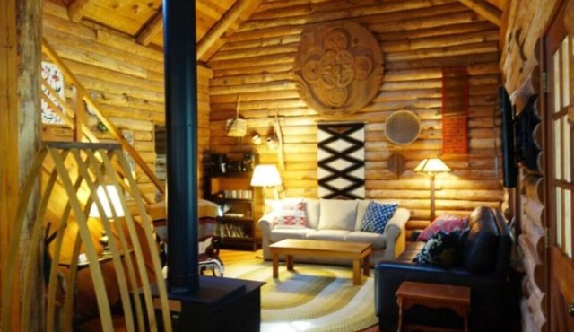 Mt Ashland Homestead, Ashland 10m., 40 acres ridgetop old forest, right by PCT in Ashland