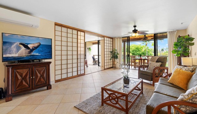 NEW LISTING Beautiful Kailua Kona 2-bed 2-bath condo w/AC in at KKSRC by beach in Kailua-Kona