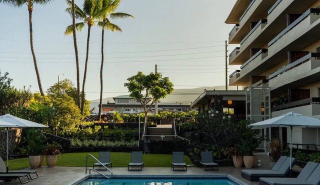 Ocean Air, Island Flair: 3 Rooms, Stylish Kona Basecamp for Sun & Adventure