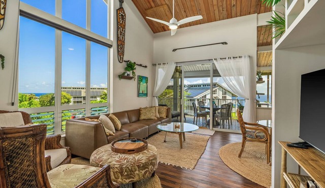 Ocean-Mountain Views 2BR Condo in Princeville with Resort & Hawaiian Vibes