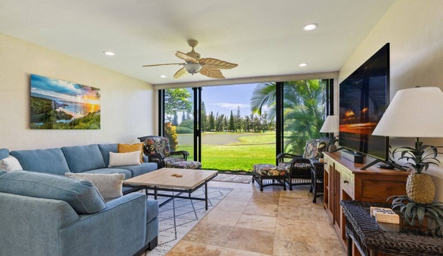 Ocean Pearl: Luxurious Golf Course Retreat