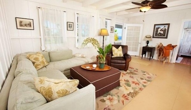 Ocean Views, Swimming Pool Access, Historic Cottage