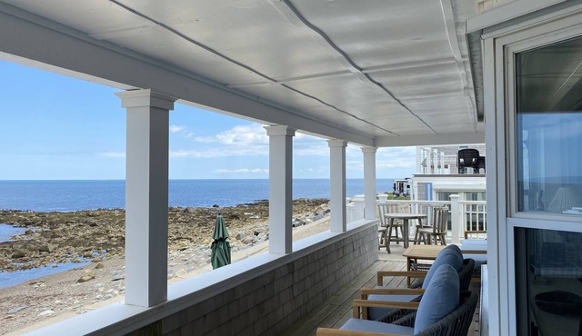 Oceanfront 4 bed. July 9-16 opening! in Marshfield