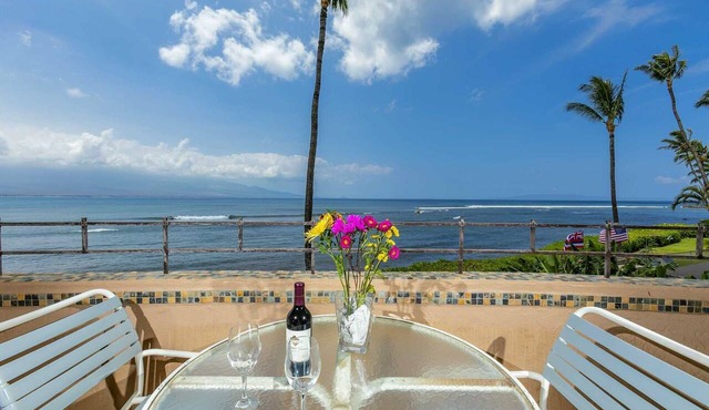 Oceanfront, Pool, WiFi, Whale Watching