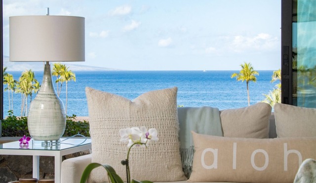 Panoramic Ocean Views! Remodeled/Redecorated! Very Pretty Corner Ground Floor 2 bedroom/2 bath