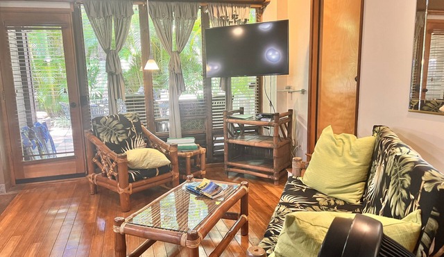 Papaya Suite