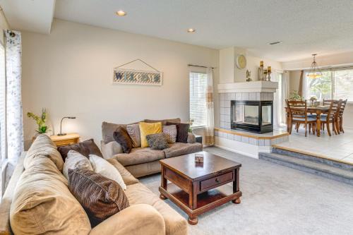 Pet-Friendly Retreat w/Fenced Yard in Denver in Denver