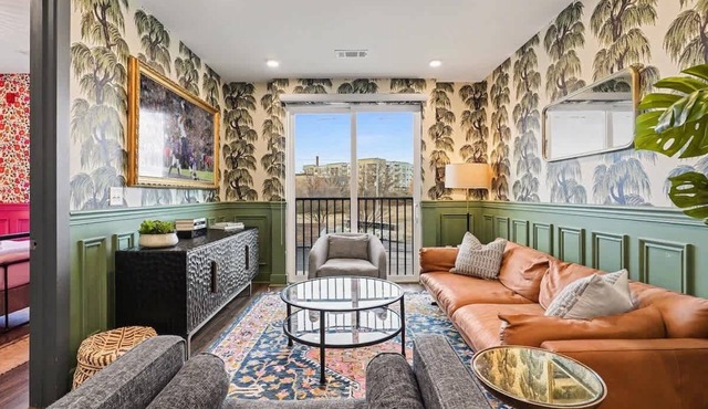 Petal & Palm-Rooftop Patio & Gym-Mins to Broadway in Nashville