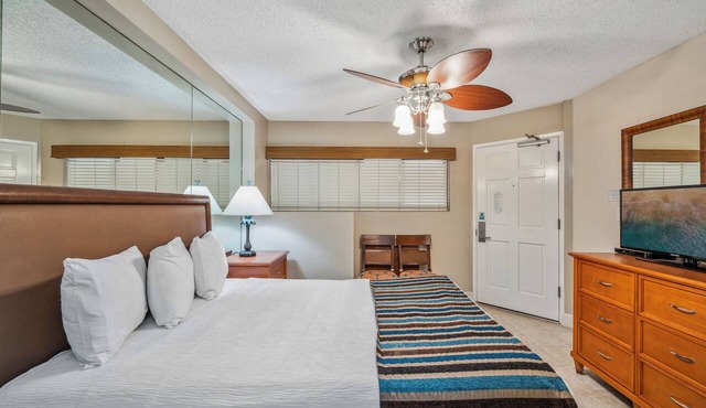 Petite Retreat at Kahana Falls