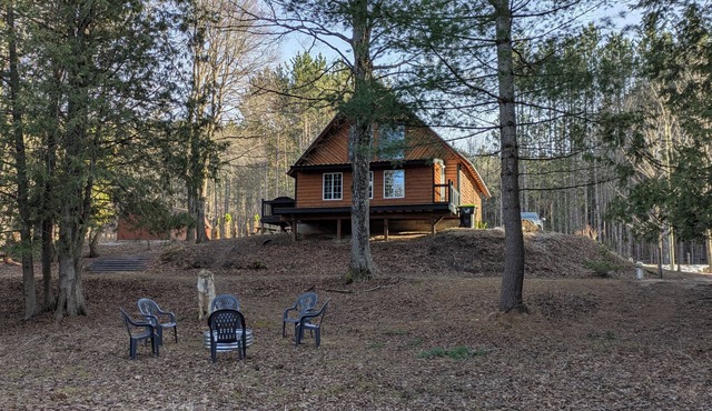 Platte River Pair: 2 cabins directly on Platte River*Sleeps 8*Private Deck in Beulah