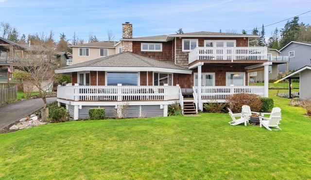 Point Whitehorn Cottage by Gather: Coastal Retreat w/Ocean Views, Deck & Beach in Blaine