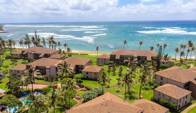 Pono Kai Resort- One Bedroom Steps Away From the Beach!