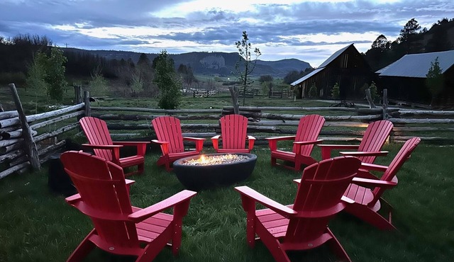 Rancho Sendero Correo - Historic Home & Cabin on 300 Acres - Hot Tub in Hesperus