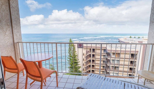 Royal Kahana 1104 - Oceanview Studio - Summer and Fall Savings! Free Activities!