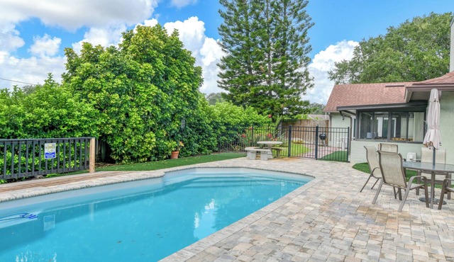 Sail Away- Lovely Home, Heated Pool, Near Beach, Foosball Table, Pet Friendly in St. Augustine