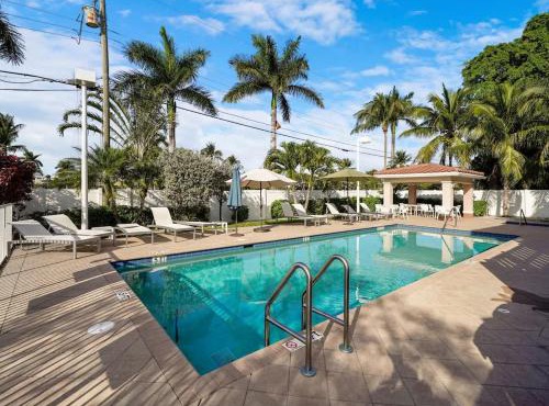 Santa Barbara Villa by Dream Vacation in Pompano Beach