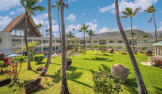 Scenic Garden View Rooms! Enjoy Relaxing Pool + Fireplace | Near Hoaloha Park