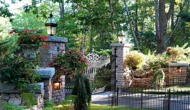 Secluded luxury oceanfront home in Bar Harbor with views of Acadia National Park in Bar Harbor