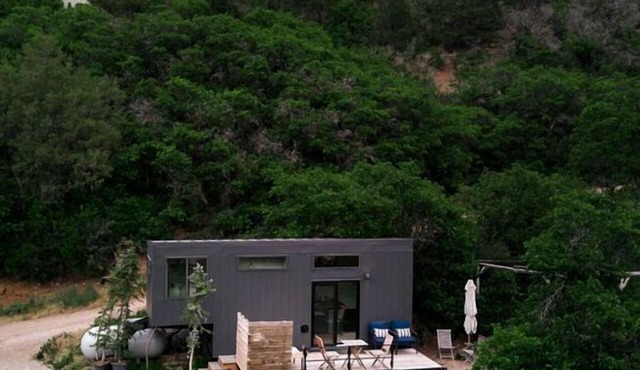 Serene Tiny House Retreat with Botanical Sanctuary & Mountain Views near Aspen, Basalt, Colorado in Basalt