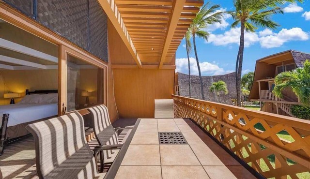 Settle Into a Molokai Oceanfront Resort Studio with Pool & WiFi