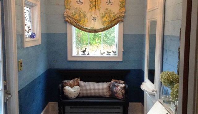 SHABBY CHIC RETREAT in Madison