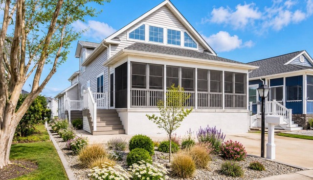 Shell & Shore Luxe OC Home, Pool at Doorstep in Ocean City