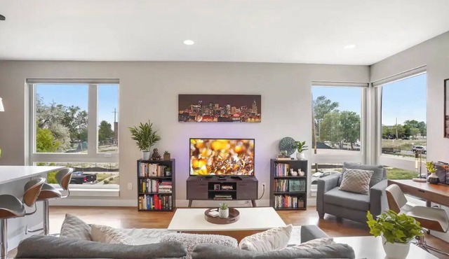 Slofax Place - Modern Luxury Townhome in Sloans Lake Denver in Denver