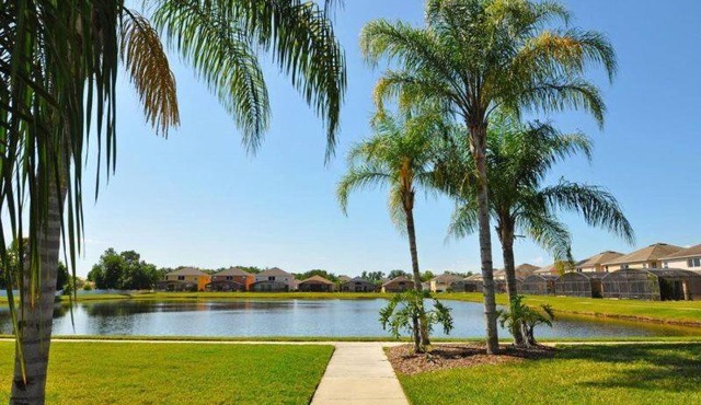 Spacious 4BR home in Kissimmee, perfect for family getaways! in Kissimmee