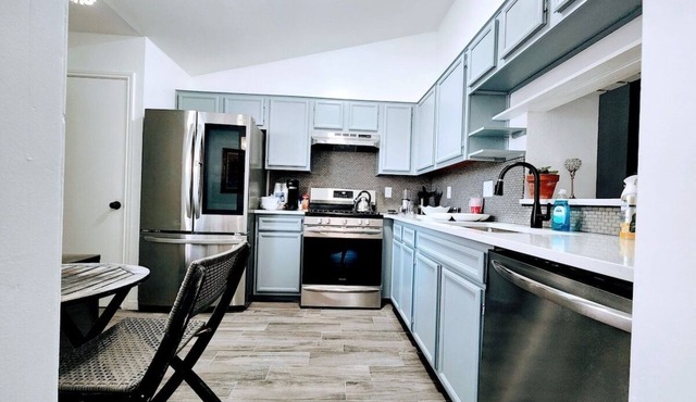 Spacious Family Home in Round Rock w/Private Yard in Round Rock