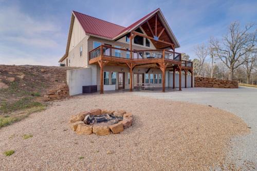 Spacious Harrison Vacation Rental w/Deck & Views! in Harrison
