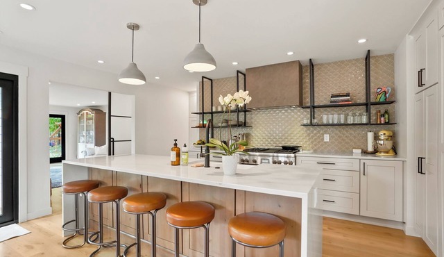 Spacious Modern Home - quiet neighborhood, walkable location in Boulder