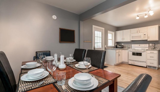 Spacious & Stylish Stay In Bangor in Bangor